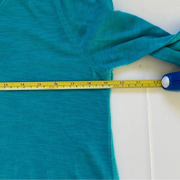 Woolrich Shirt Small Turquoise Split Open Back Yoga Hiking 100% Cotton Women’s - Picture 9 of 15